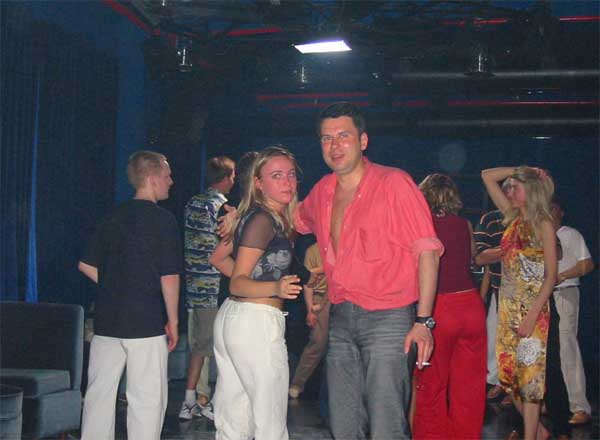 Rixos. дискотека, Сергей приглашает даму танцевать :)